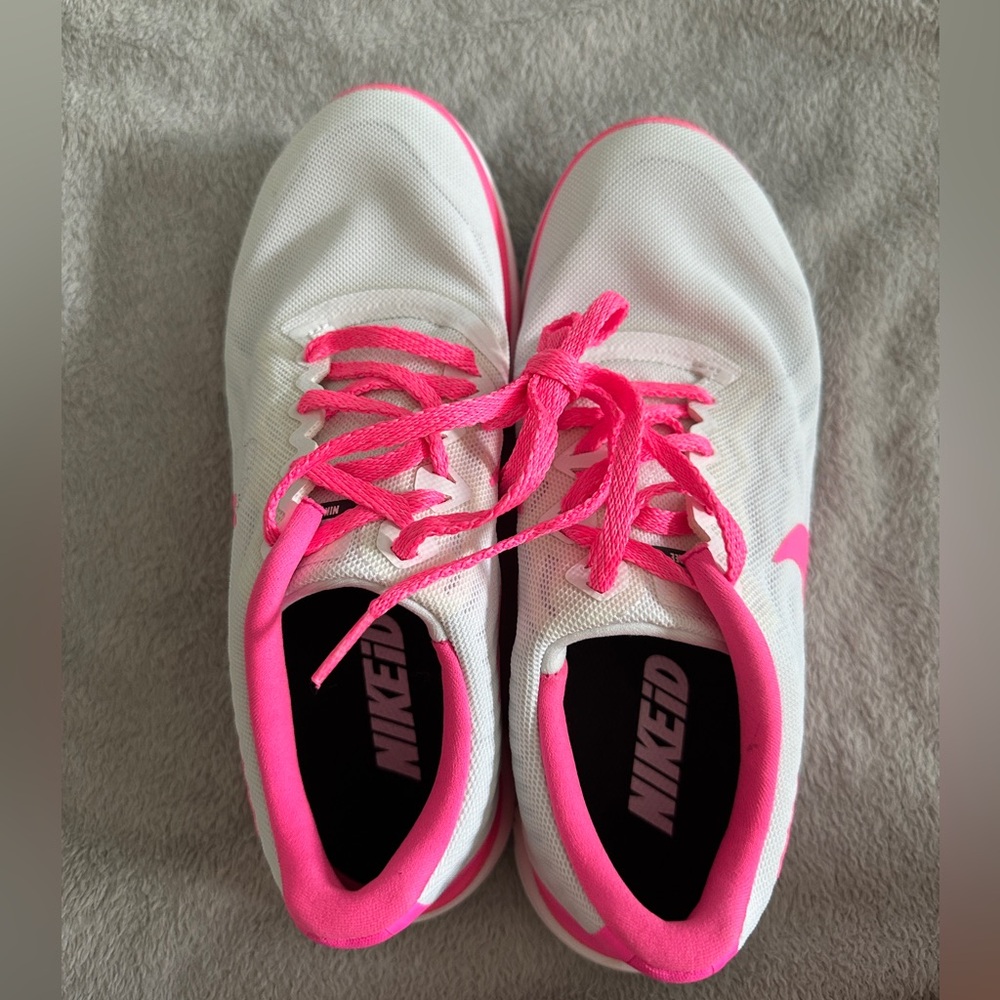 custom nike running shoes